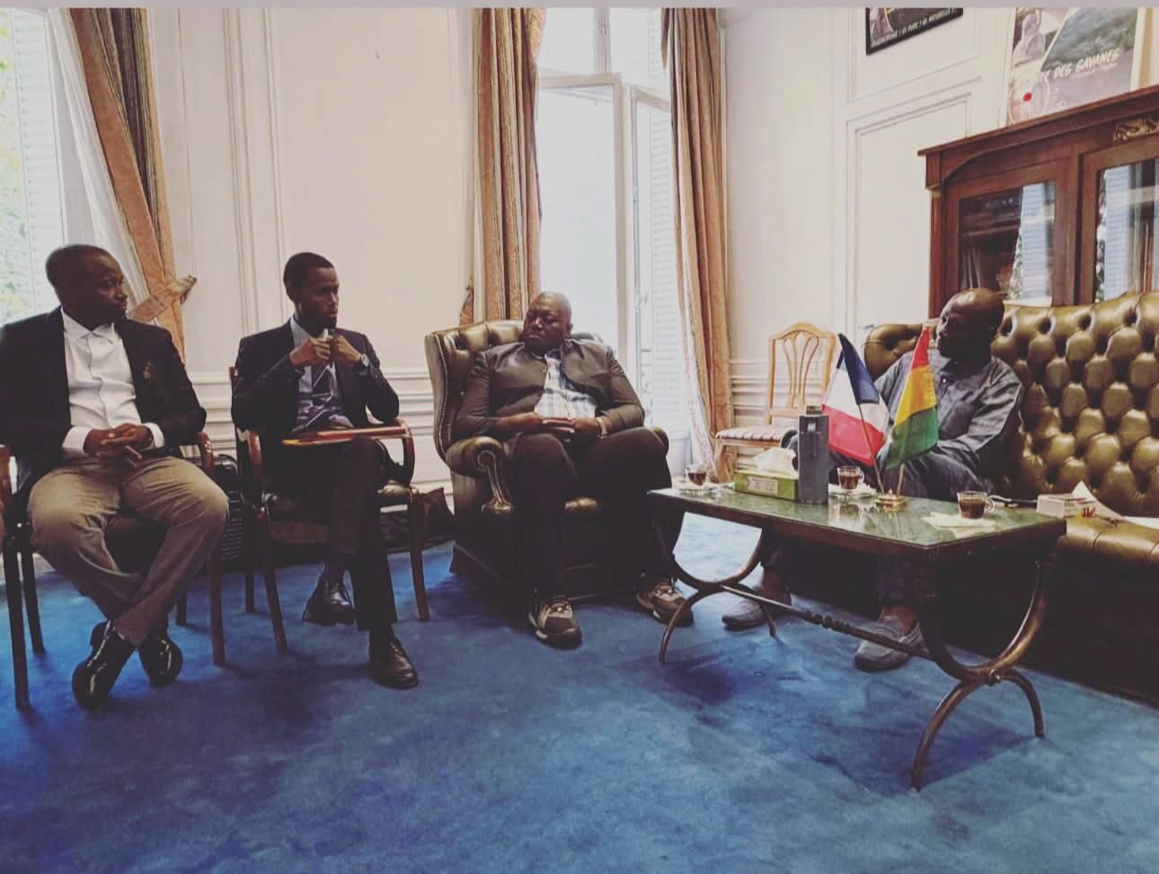 Audience du GEGF à l’Ambassade de Guinée en France — photographie 1